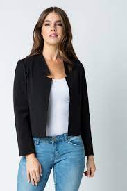 BLAZER CORTO COLOR NEGRO